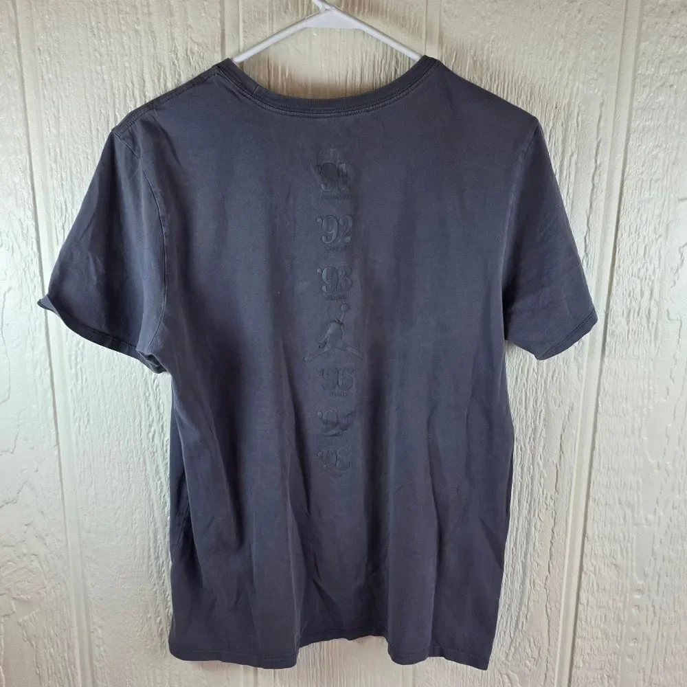 Men's Jordan Charcoal Short Sleeve Tee, Size Medium